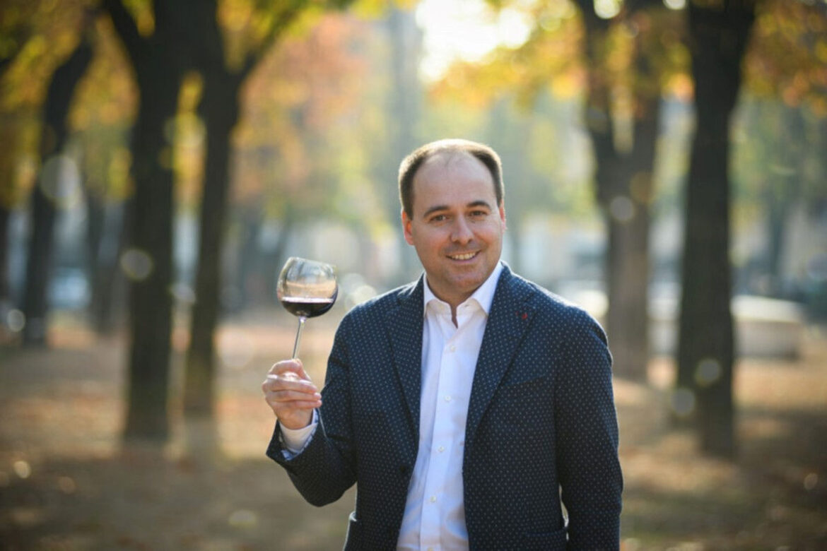 vvv Alla viglia dell’avvio delle celebrazioni per il Ventennale della Strada del Vino e dei Sapori Colli dei Longobardi il presidente Flavio Bonardi fa un bilancio tra passato, presente e futuro.
