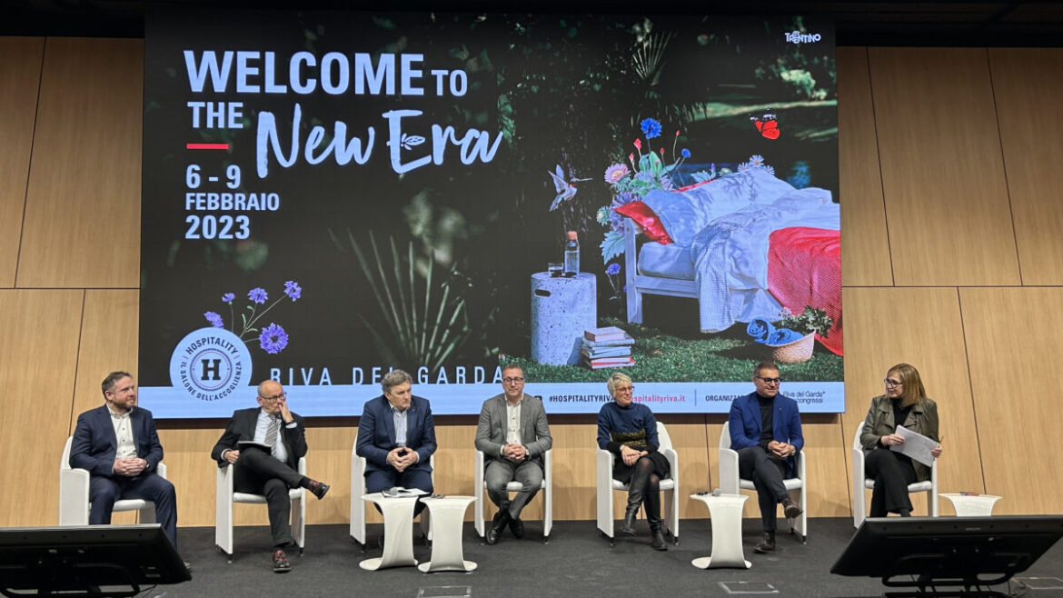 da SX_Davide Cardella_Enzo Bassetti_Roberto Pellegrini_Fabio Poletti_Giovanna Voltolini_Alessandra Albarelli(1)