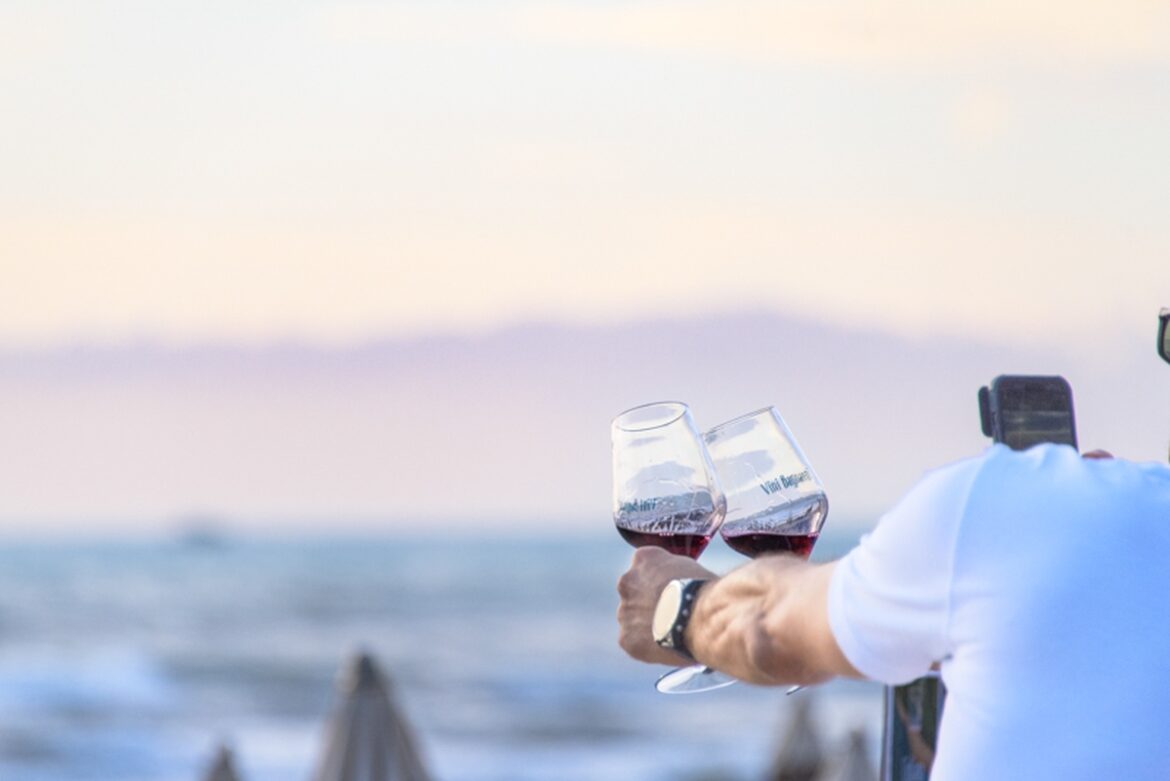 In Toscana c’è un wine festival in spiaggia